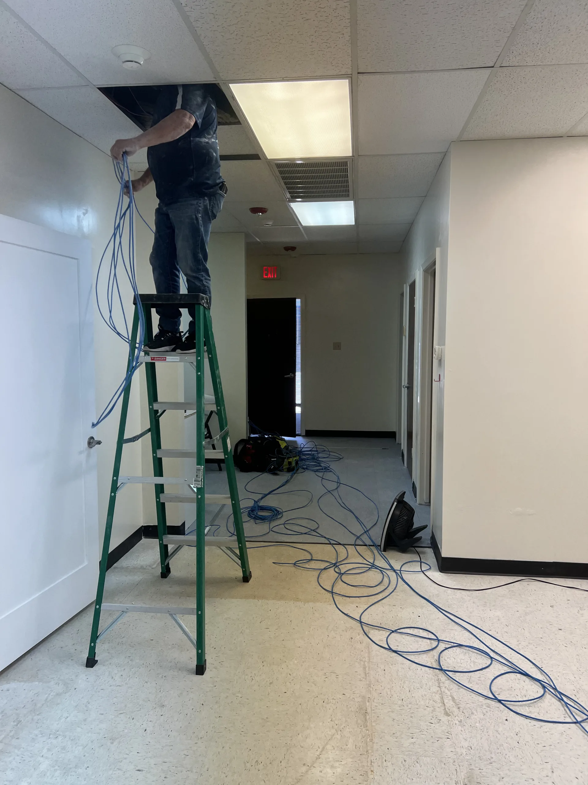 Vault Ventures LLC — Multi-Building Surveillance with Radio Link & PoE Infrastructure