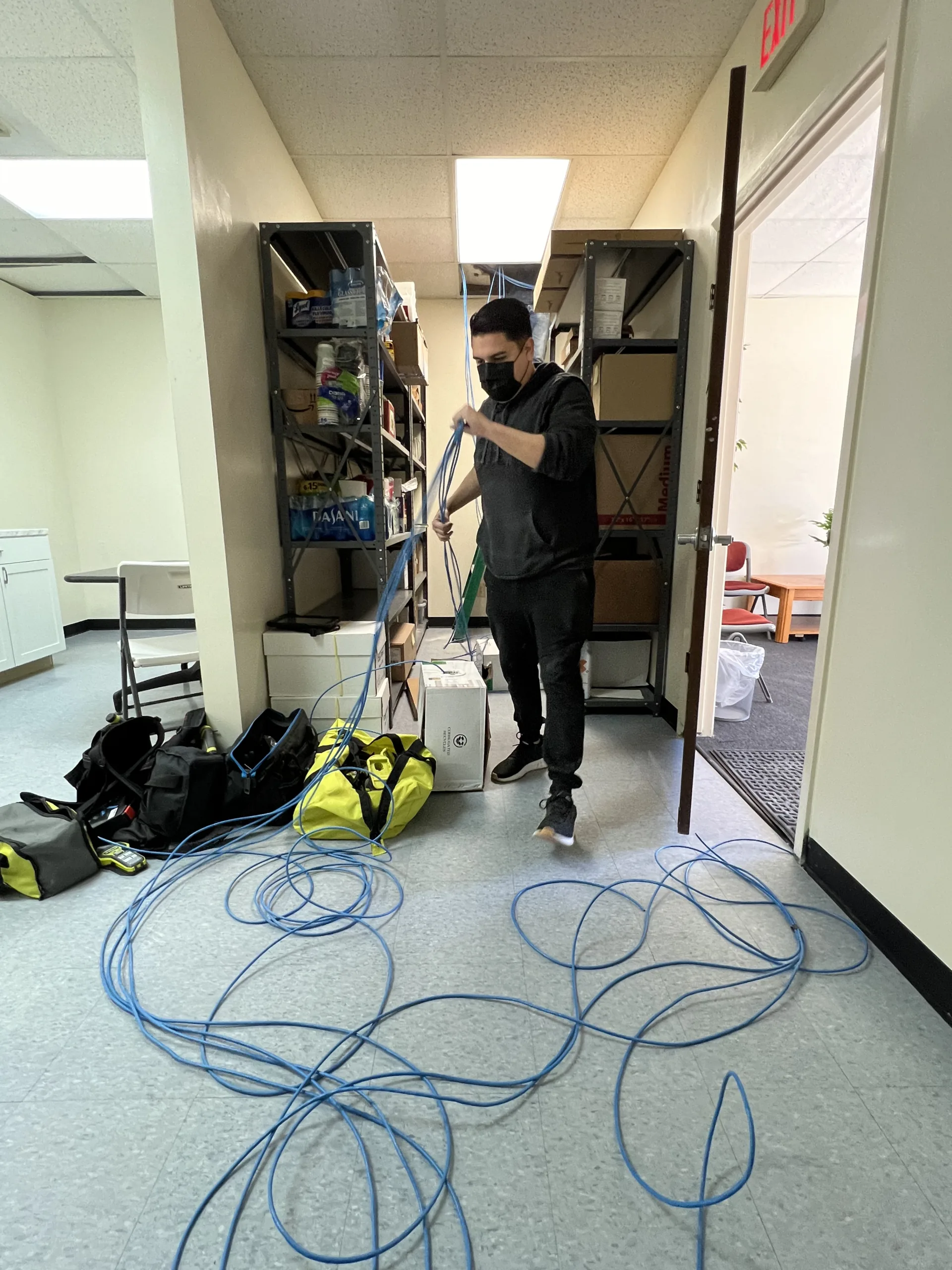 Vault Ventures LLC — Multi-Building Surveillance with Radio Link & PoE Infrastructure
