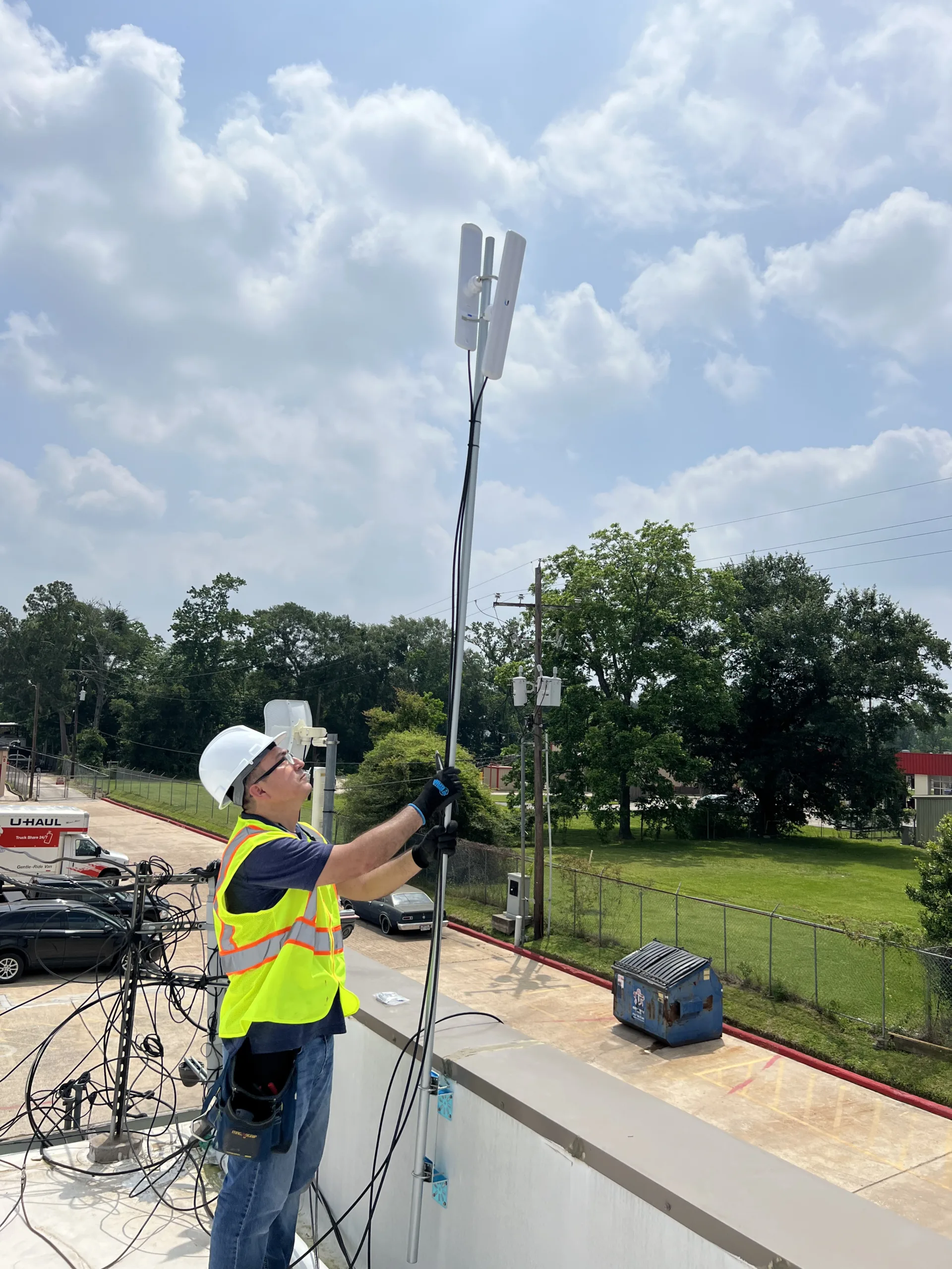 Vault Ventures LLC — Multi-Building Surveillance with Radio Link & PoE Infrastructure