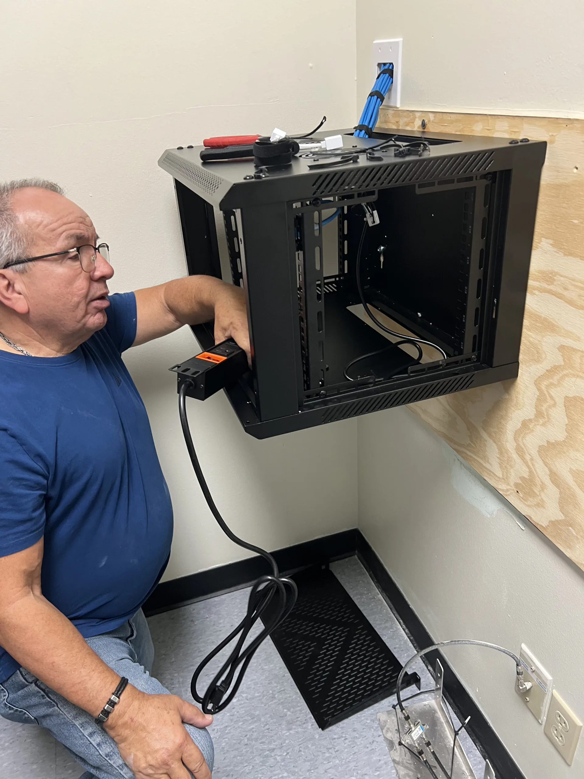 ETX Diagnostics — End-to-End Technology for a Medical Facility