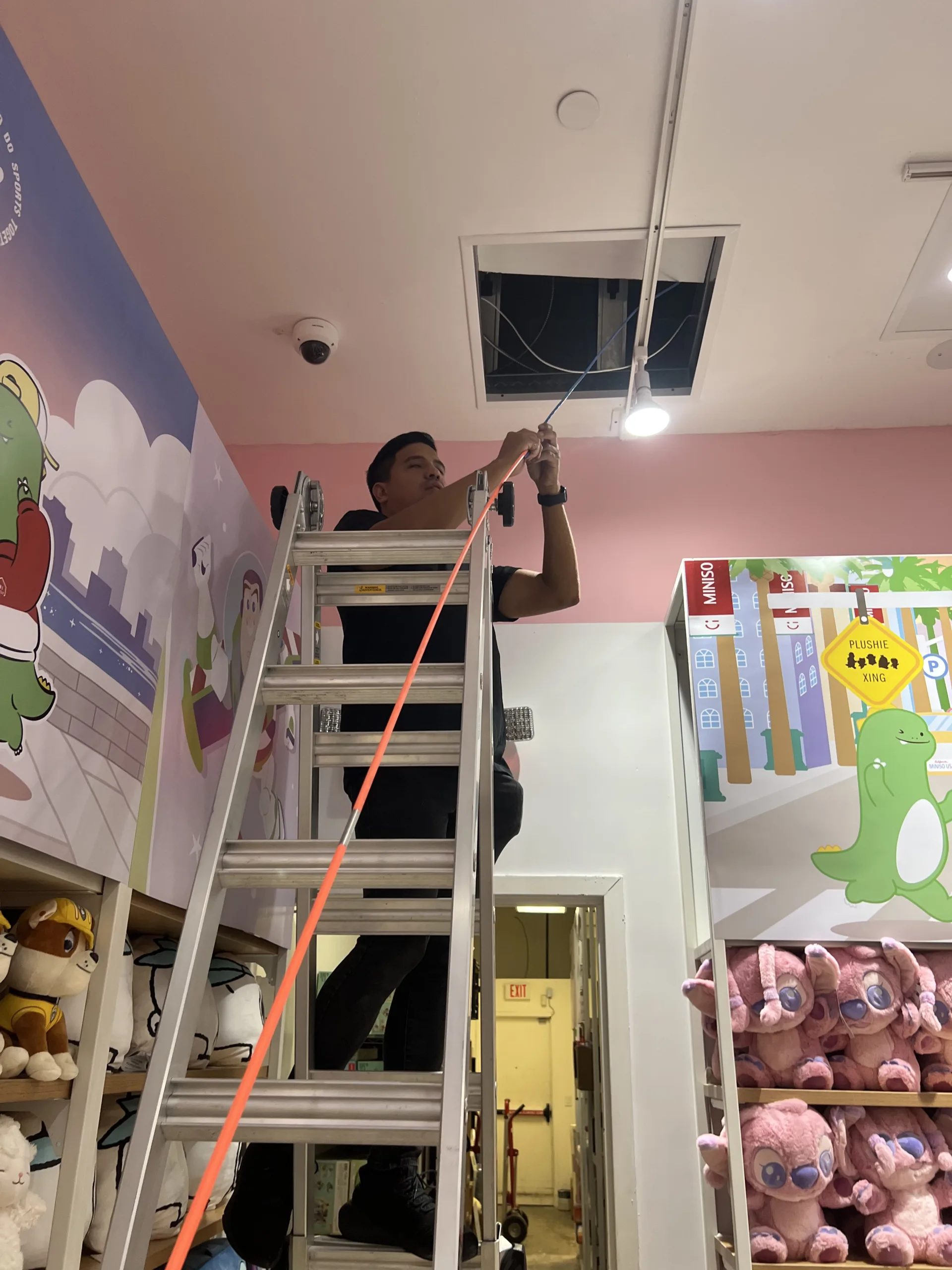 Miniso — Memorial City Mall — Retail Network Upgrade & POS Connectivity