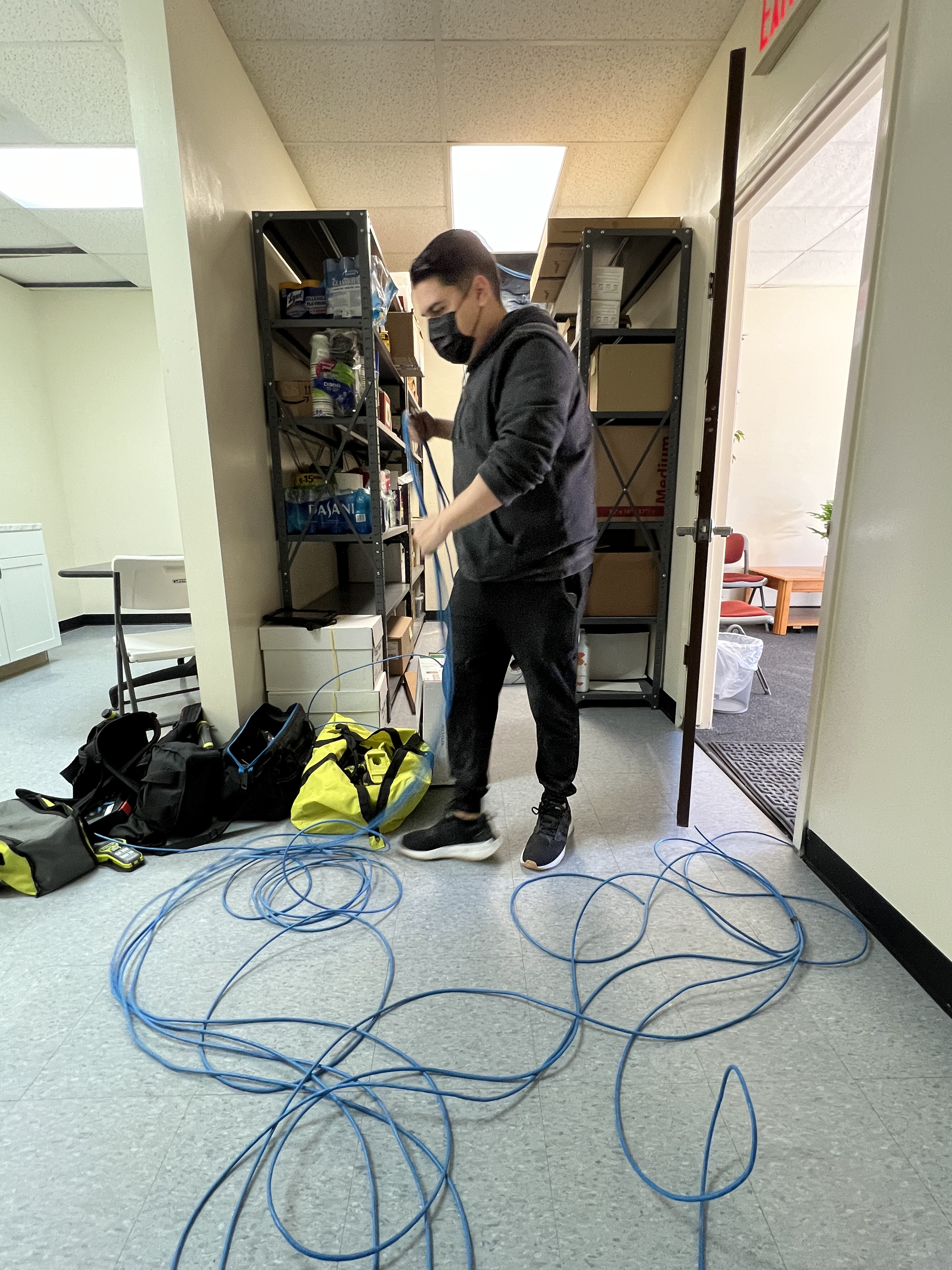 Cámaras de seguridad · Cableado · VoIP - ETX Diagnostics - Houston, TX 2024 - photo 2 of 30