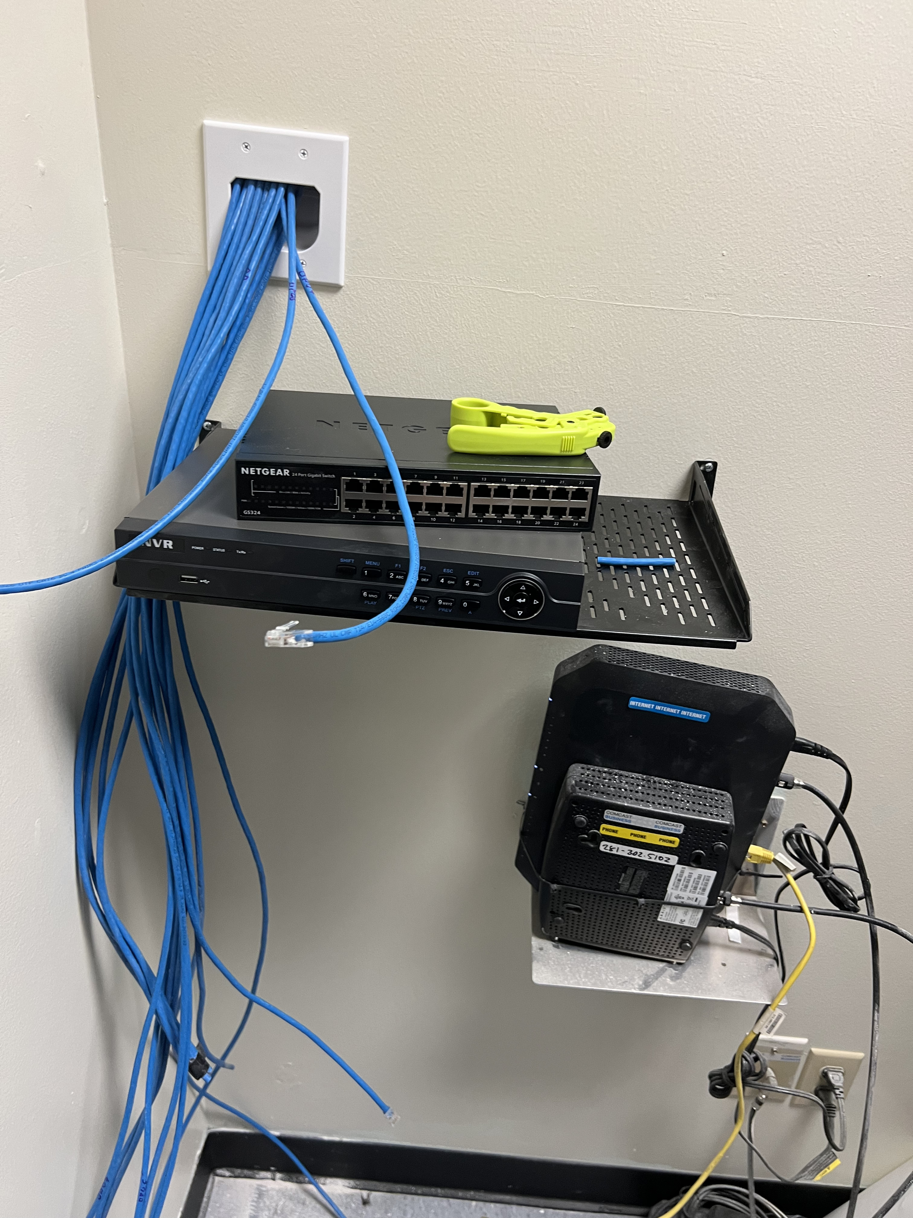 Cámaras de seguridad · Cableado · VoIP - ETX Diagnostics - Houston, TX 2024 - photo 18 of 30