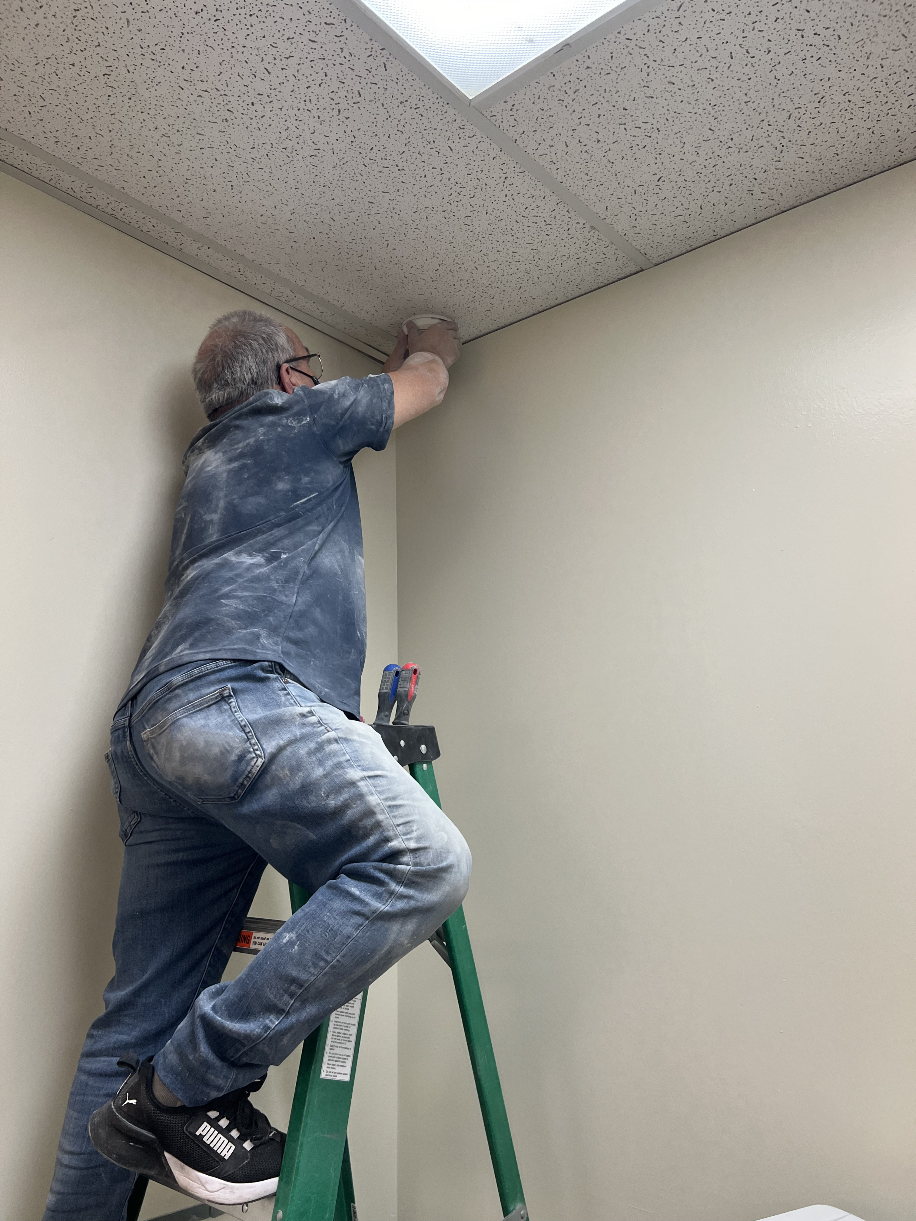 Cámaras de seguridad · Cableado · VoIP - ETX Diagnostics - Houston, TX 2024 - photo 21 of 30