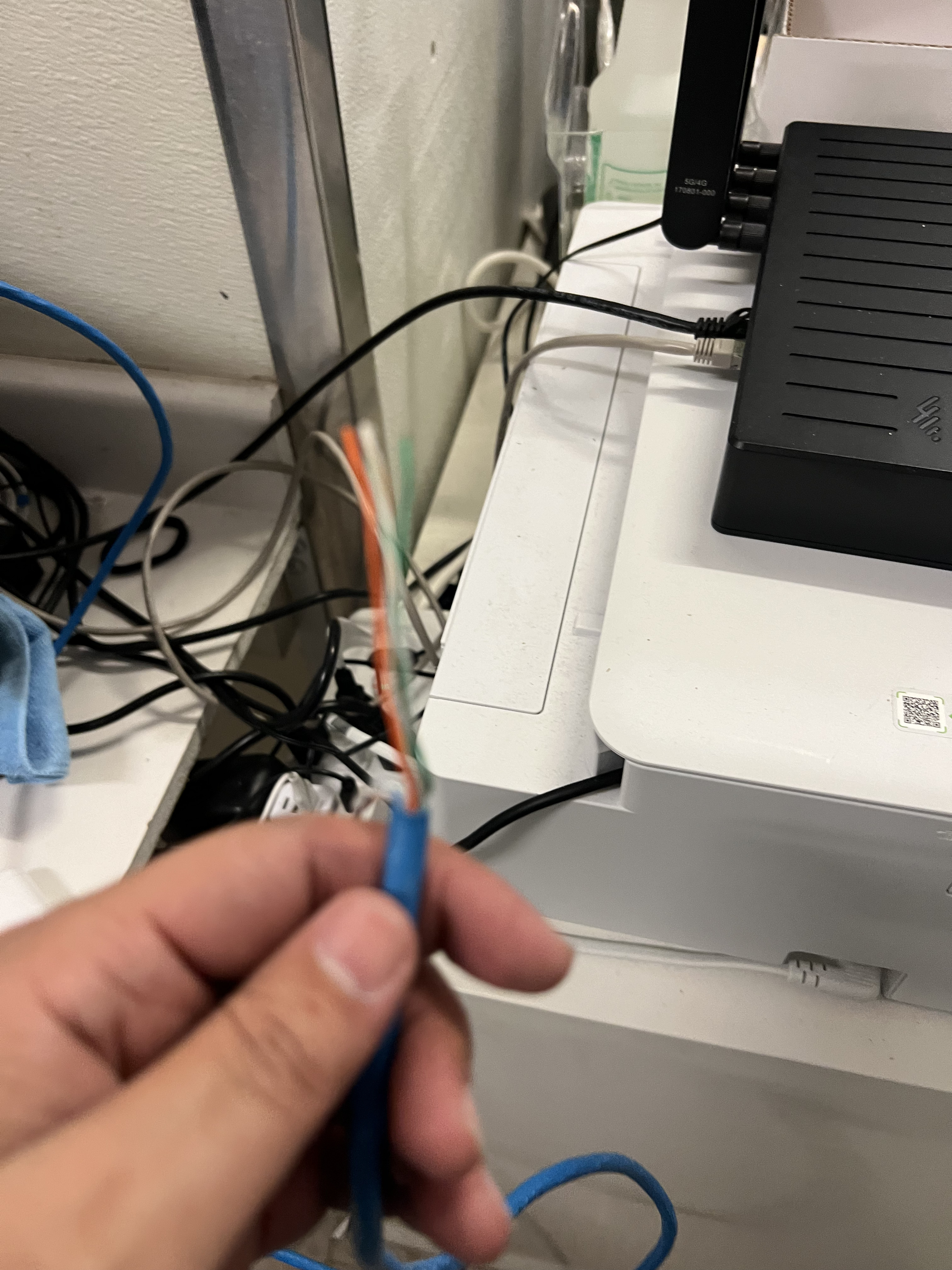 Cableado de red · Soporte técnico · Conectividad - Miniso — Deerbrook Mall - Houston, TX 2024 - photo 7 of 30