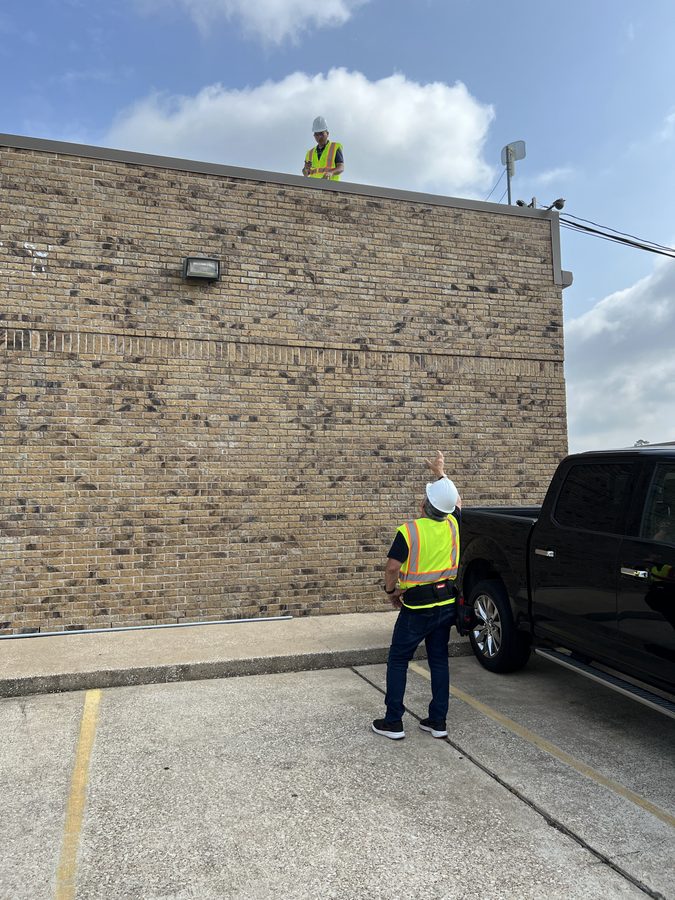 Cámaras de seguridad · Radioenlace · PoE - Vault Ventures LLC - Houston, TX 2024 - photo 1 of 26