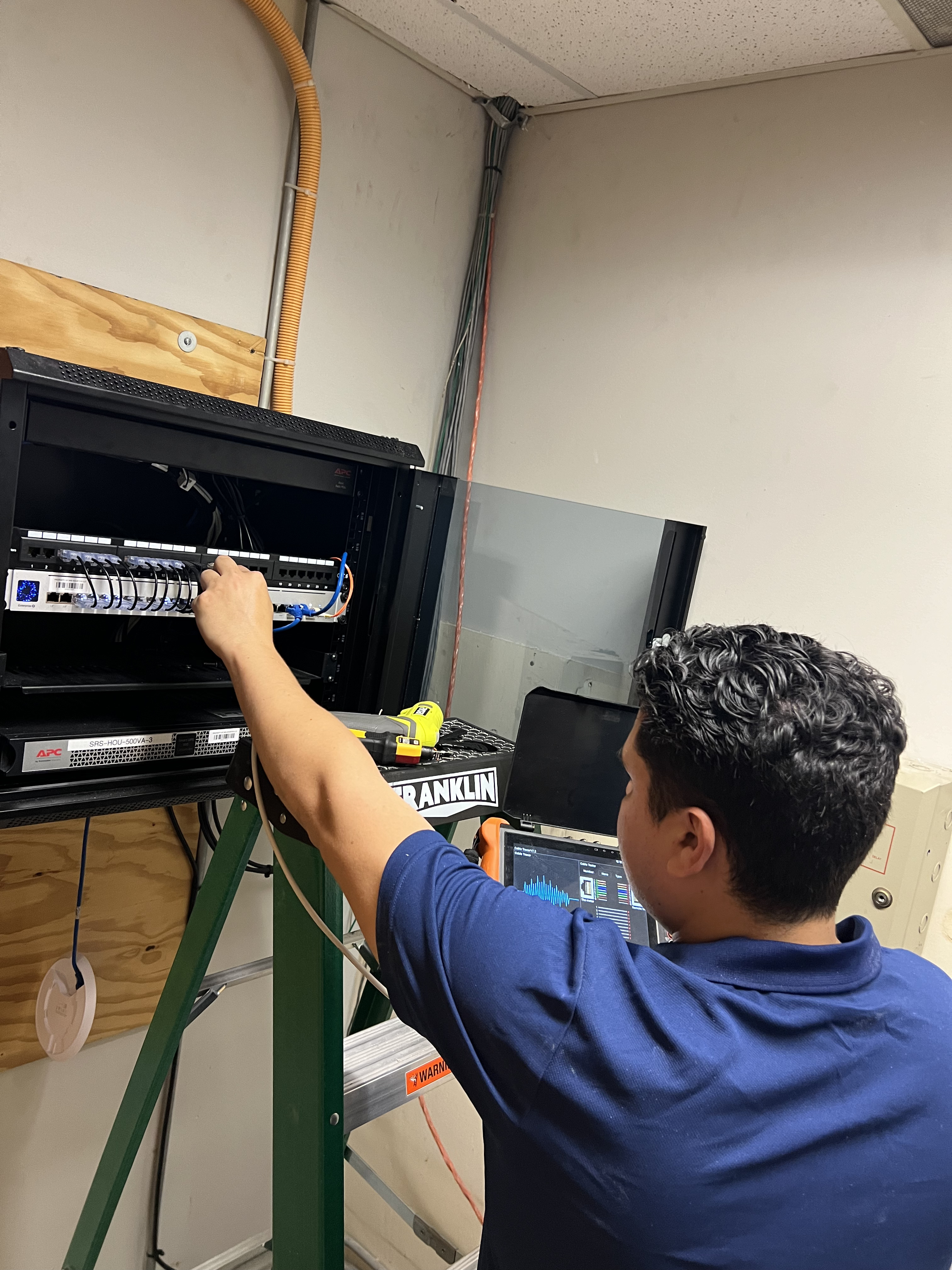 Cámaras · Cableado · Starlink · Punto a punto · Solar - Fayman International - Houston, TX 2024 - photo 13 of 30