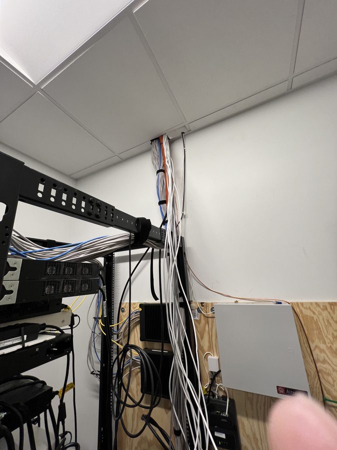 Cableado de red · Cuarto de telecomunicaciones - Savino del Bene - Houston, TX 2024 - photo 5 of 27