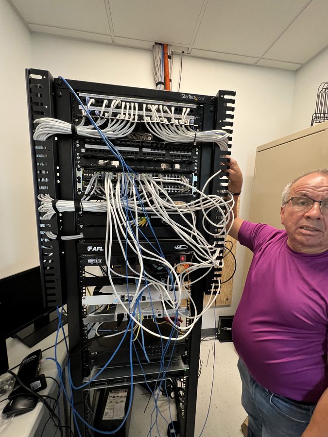 Cableado de red · Cuarto de telecomunicaciones - Savino del Bene - Houston, TX 2024 - photo 15 of 27