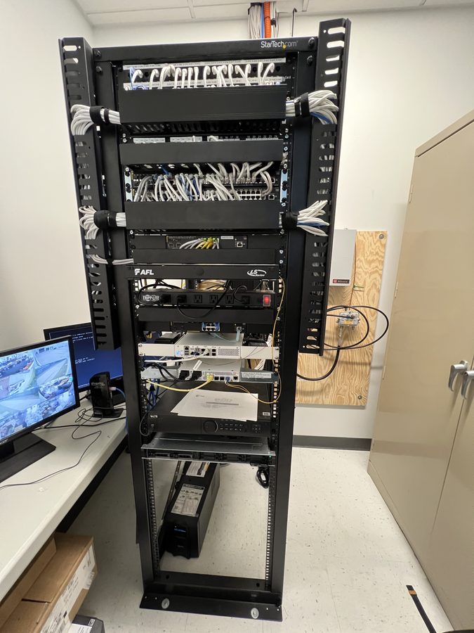 Cableado de red · Cuarto de telecomunicaciones - Savino del Bene - Houston, TX 2024 - photo 25 of 27